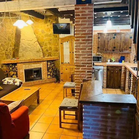 Casa De Pueblo Rural * 레온