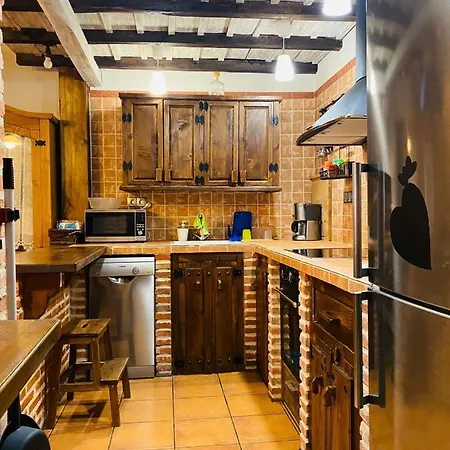 Casa De Pueblo Rural *